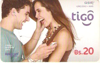 BOL-Ti-006b - Casal Ouvindo Música