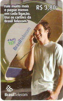 DFC04-056 - Rapaz no Telefone