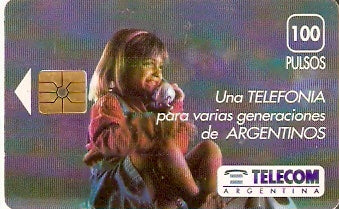 ARGE-009B - Menina ao Telefone