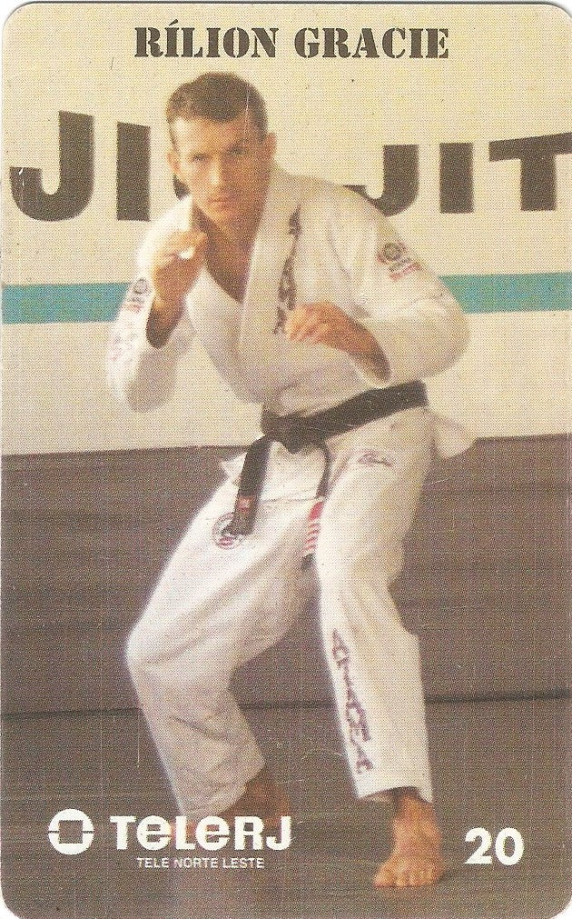 RJ-0620 - Família Gracie - 3/4