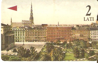 LAT-M-12 - Praça