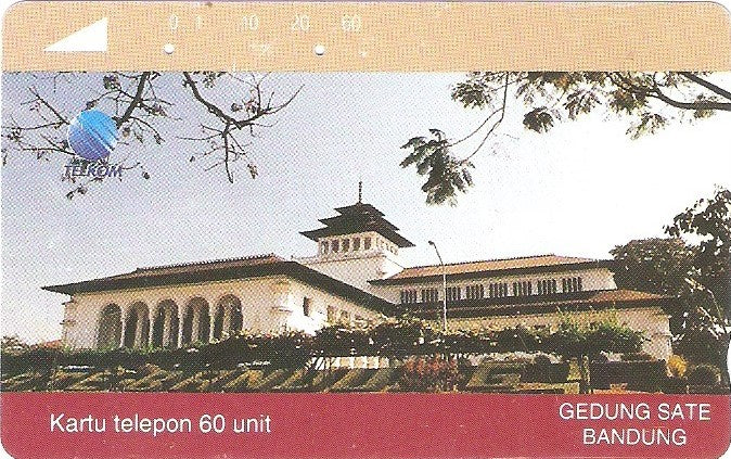 INS-S-213 - Edifício de  Bandung